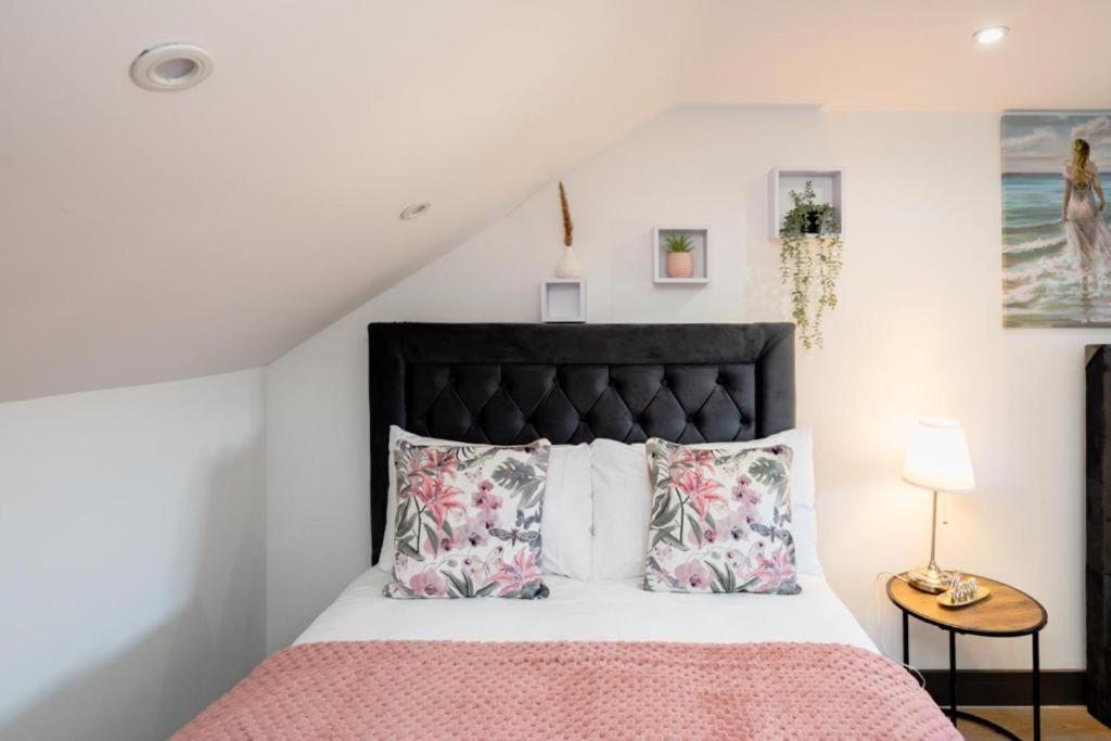 Heathrow Guest House - Oakway Feltham Luaran gambar